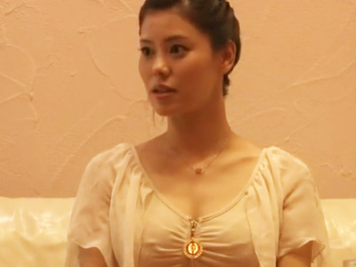 「エステはもういいからチンチン下さい‥」精子みたいな白い本気汁を垂らして挿入懇願する敏感妻ｗ