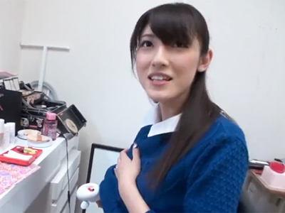 清純派そうな若妻がまさかの母乳垂れ流しながらの3P中出し激パコ