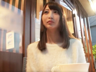 可愛すぎるJDが柔らかい口でデカチン咥えこむAVデビュー