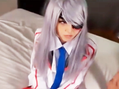 コスプレ少女を洗脳して性処理玩具に仕上げ3P中出しレ〇プ！