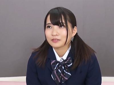 可愛いJKを騙してチンポ握らせてぶっかける卑猥インタビュー