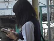 【HD盗撮動画】イイやつです！危険人物ふくろう氏！キャラパン激カワ！超美少女の捲りパンチラ！！
