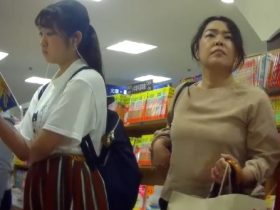 【ＨＤ盗撮動画】ＪＫ未満ＪＣ以下限定！可愛らしいロリパンを狙った鬼畜パンチラ映像！！