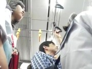 【盗撮動画】BORMAN！電車内でマークした美少女女子校生のパンチラをリアルに逆さ撮りした危険映像！