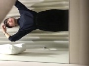 【盗撮動画】某有名衣料品店の試着室！美女ギャルの艶めかしい着替え姿を隠し撮りした本物映像！！