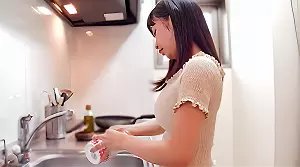 若い親父の再婚相手を寝取りSEX