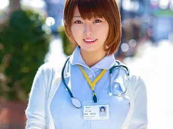 美乳なムッチリナースさんにお願いしてハメ